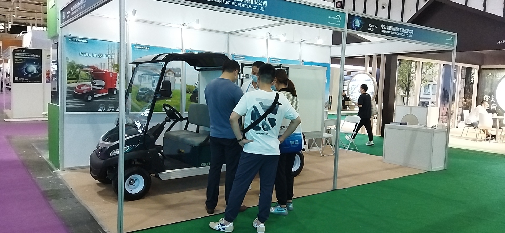 摩斯国际电动布草车 亮相2022年上海国际酒店设计与用品展会